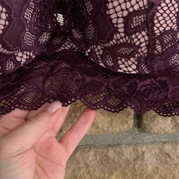 Lace bra - Picture 2 of 4